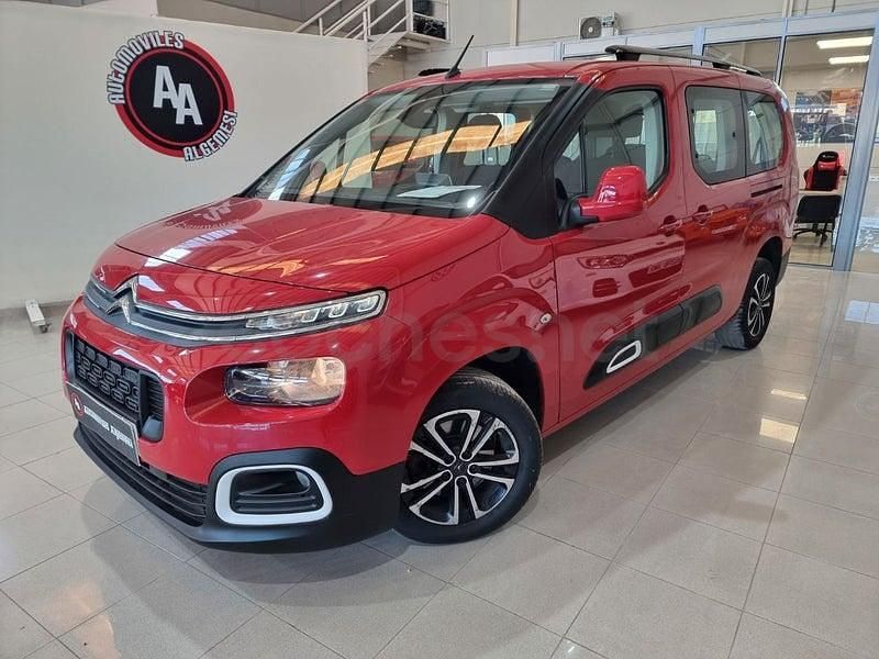 Usado Citroën Berlingo Shine 102 CV (75 kW) 2019 Rojo Monovolumen
