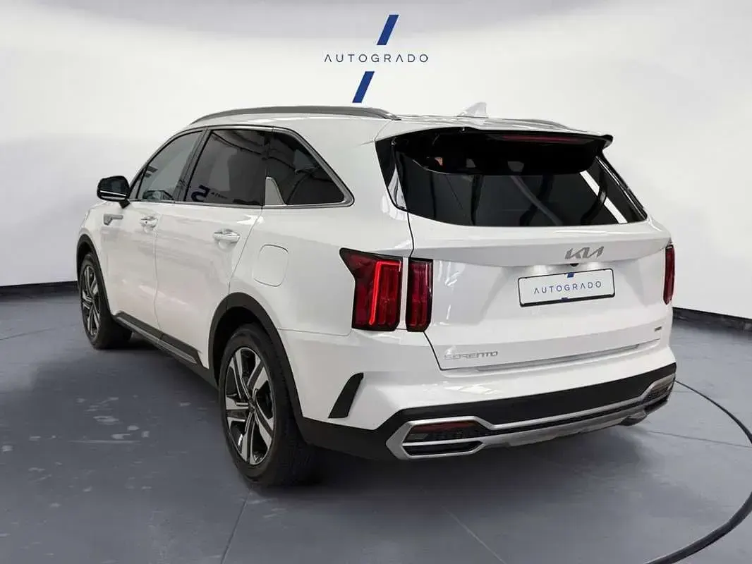 Usado Kia Sorento Plus 232 CV (170 kW) 2024 Blanco SUV