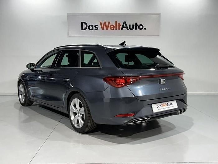 Gris Usado 2024 Seat Leon FR | 26.000 € (Precio justo) - Imagen 1/4