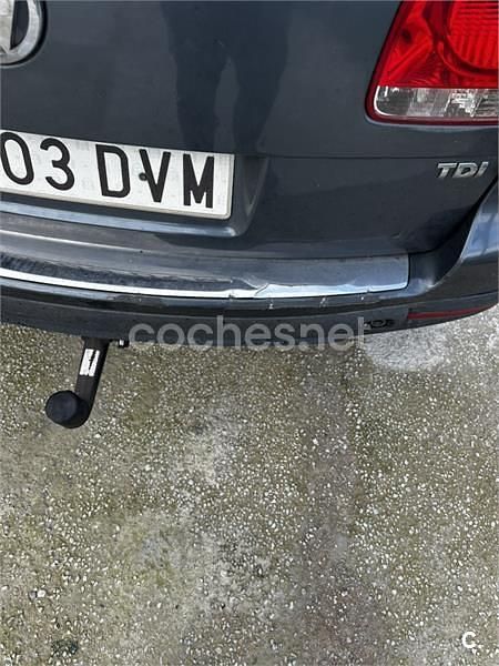 Usado VW Touareg R 174 CV (127 kW) 2006 Gris / plata SUV