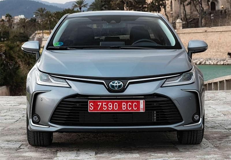 Usado Toyota Corolla Business Edition 122 CV (89 kW) 2021 Negro Berlina