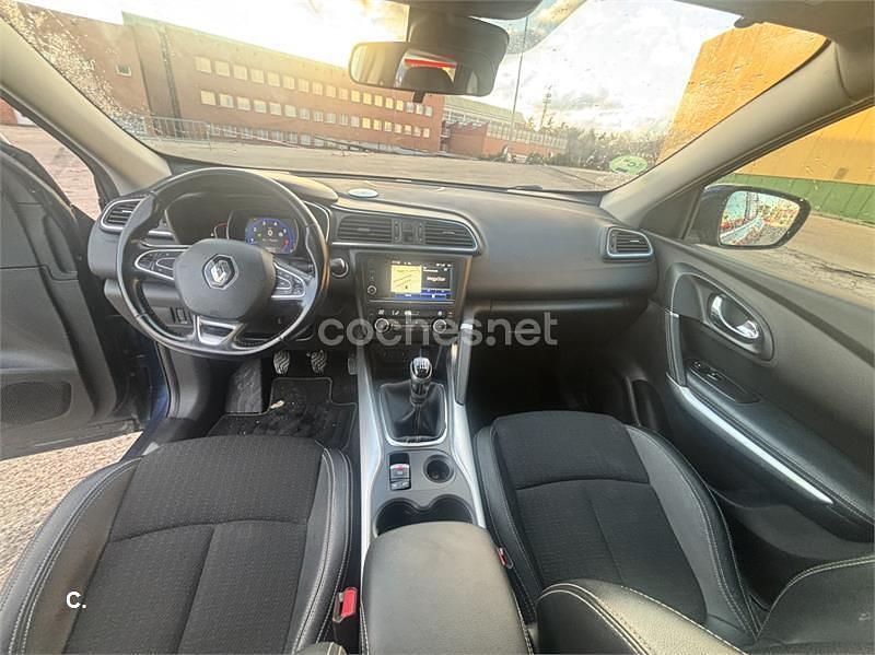 Usado Renault Kadjar Zen 130 CV (95 kW) 2017 Azul SUV