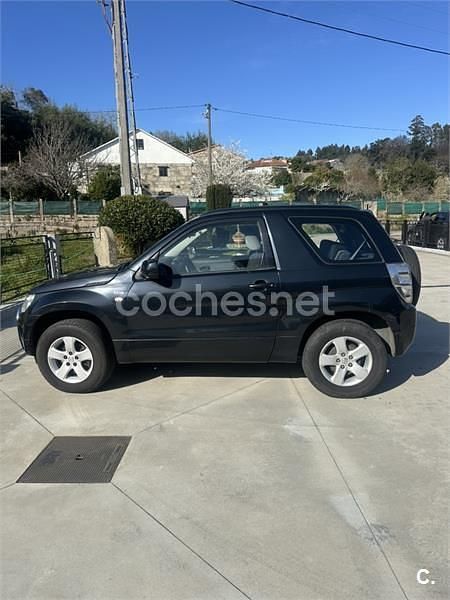 Usado Suzuki Grand Vitara 129 CV (94 kW) 2007 Negro SUV