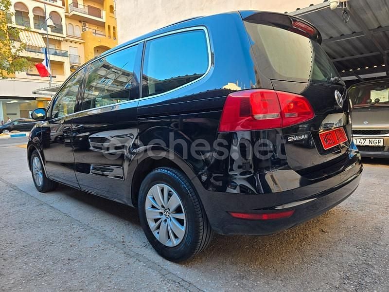 Usado VW Sharan Advance 140 CV (102 kW) 2011 Negro Monovolumen