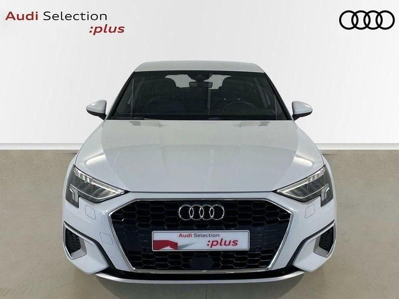 Usado Audi A3 Advanced Plus 116 CV (85 kW) 2021 Blanco Berlina