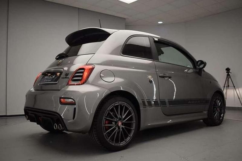 Usado Abarth 595 Competizione 181 CV (133 kW) 2022 Gris Berlina