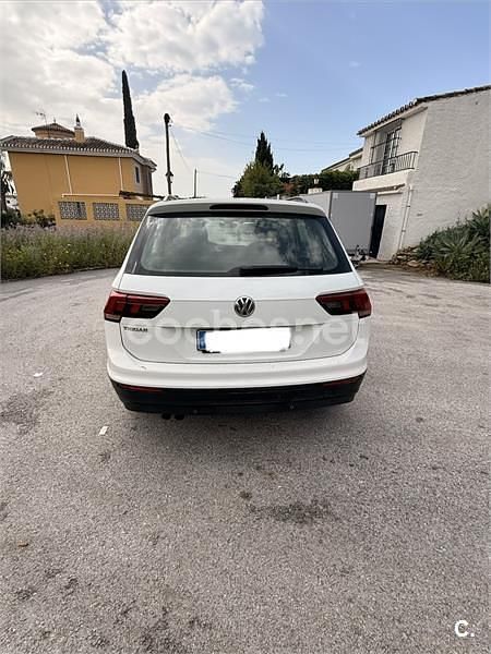 Usado VW Tiguan Edition 125 HP (91 kW) 2018 Branco SUV