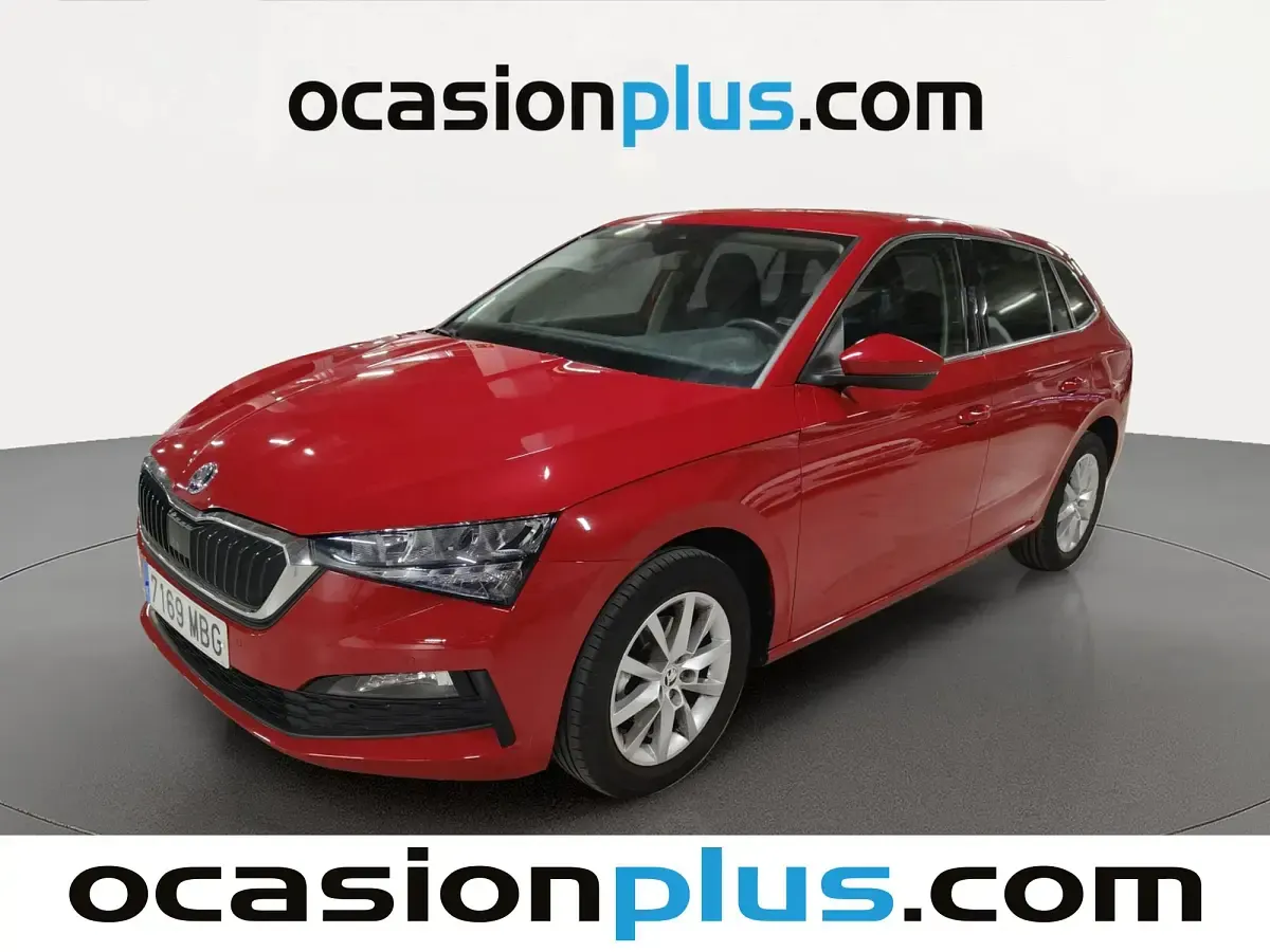 Usado Skoda Scala Ambition 110 CV (80 kW) 2022 Utilitario