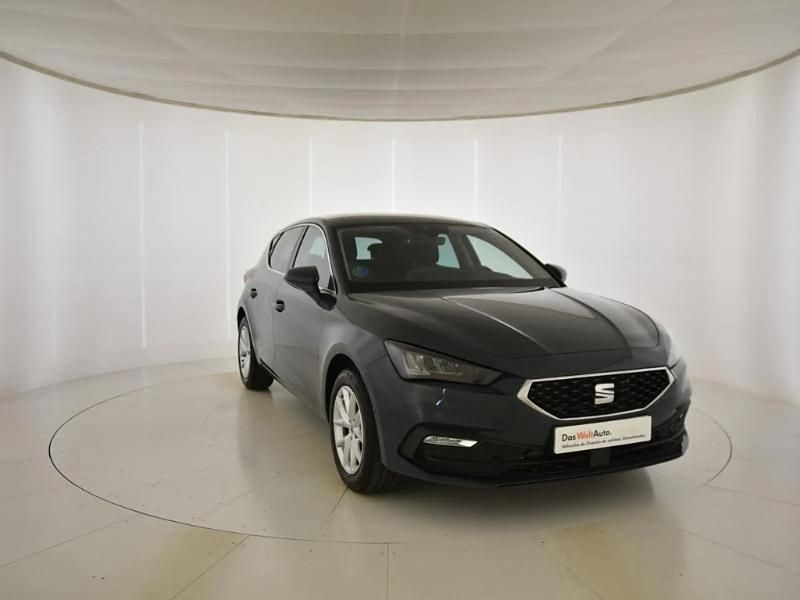 Usado Seat Leon Style 116 CV (85 kW) 2025 Azul