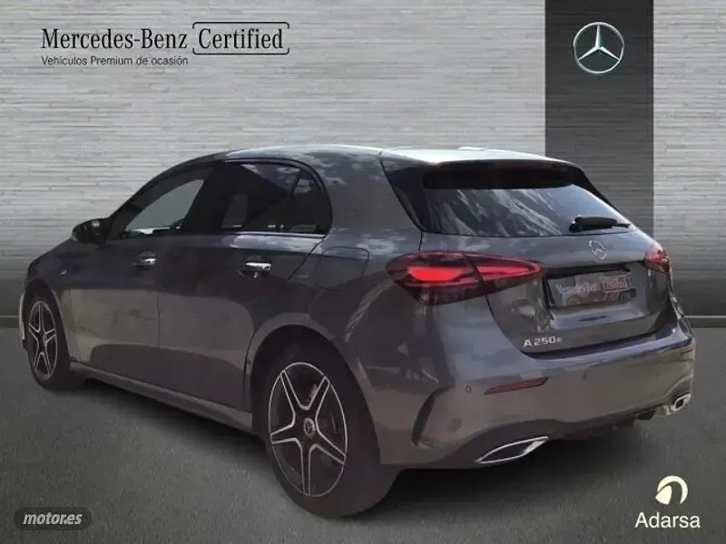 Usado Mercedes A250 218 CV (160 kW) 2025 Gris Berlina