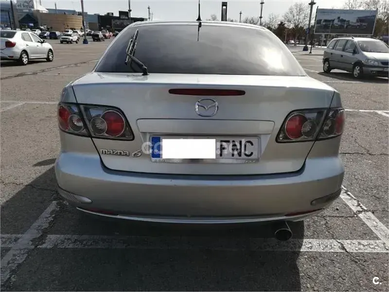 Usado Mazda 6 Active 121 CV (88 kW) 2007 Gris / plata Berlina