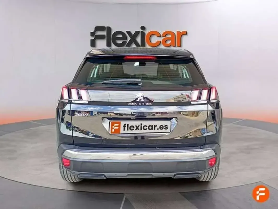 Usado Peugeot 3008 Active 131 CV (96 kW) 2020 Negro SUV