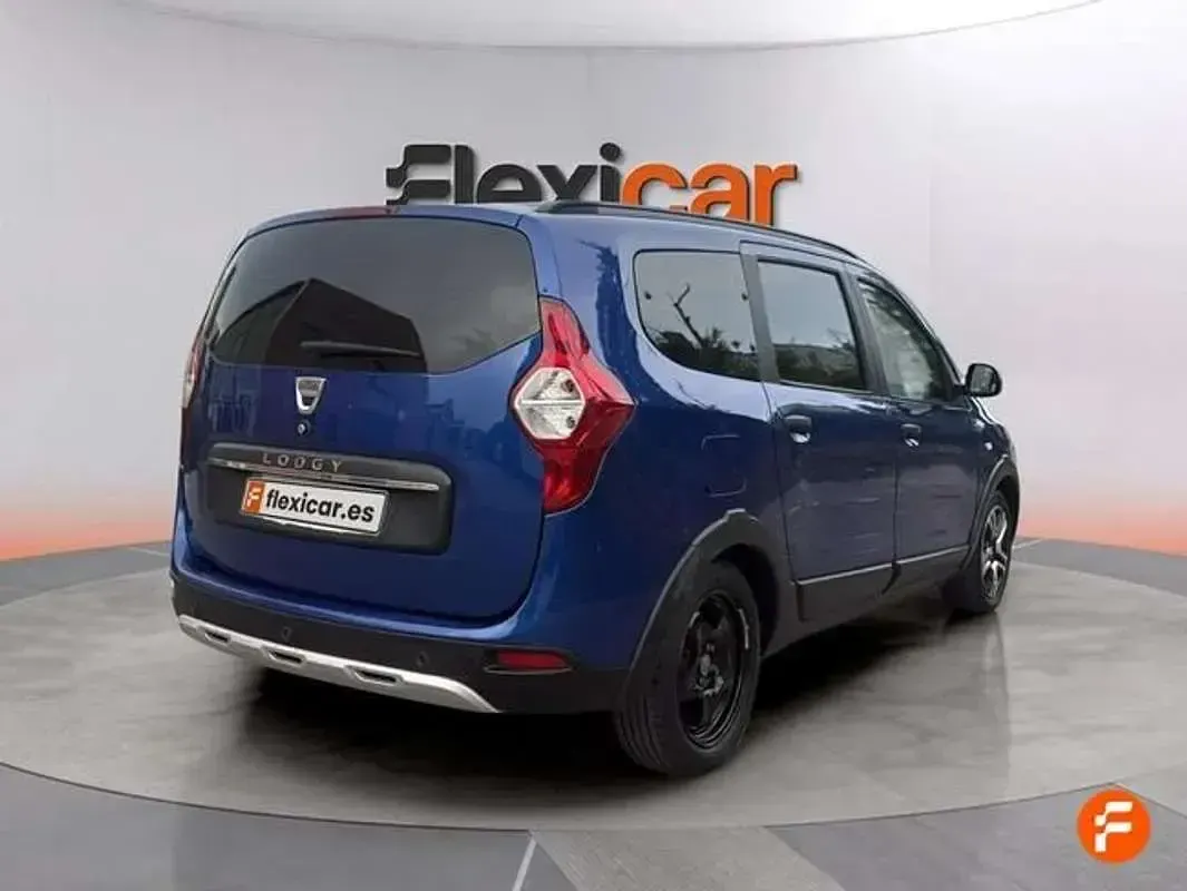 Usado Dacia Lodgy Comfort 116 CV (85 kW) 2020 Azul Monovolumen