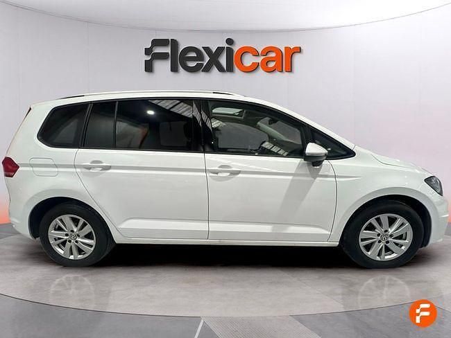 Usado VW Touran Advance 150 CV (110 kW) 2019 Blanco Monovolumen