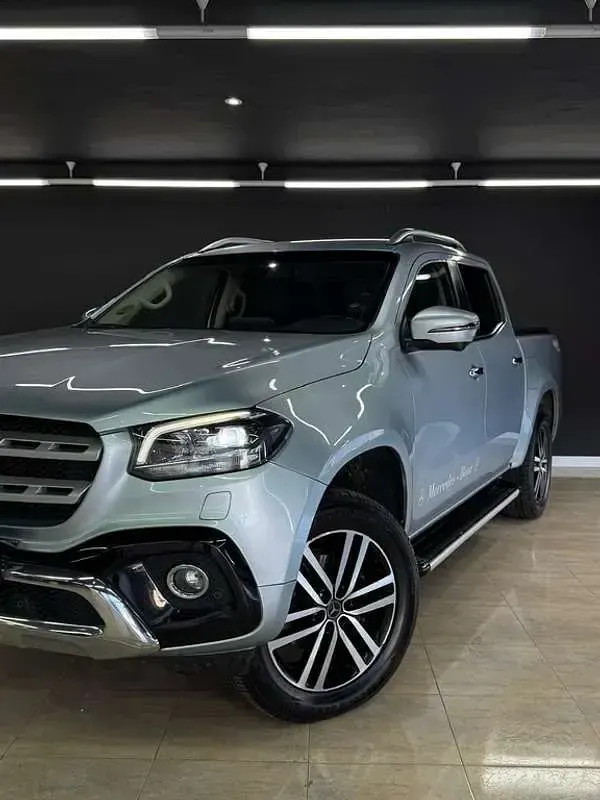 Usado Mercedes X250 189 CV (139 kW) 2018 Gris Pickup/Camioneta