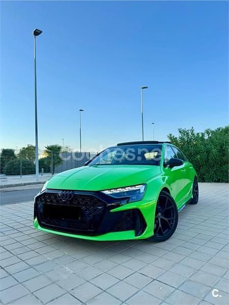 Verde Usado 2025 Audi RS3 Sportback Utilitario | 73.900 € (Precio justo) - Imagen 1/4