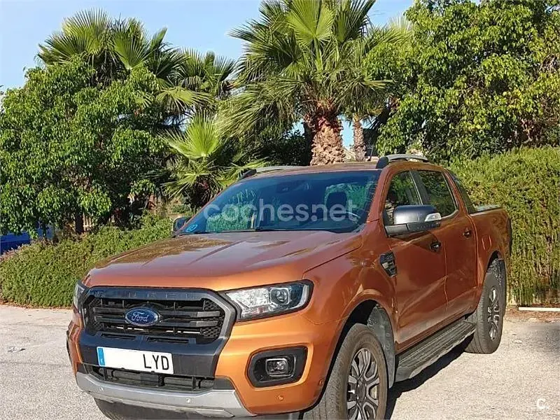 Usado Ford Ranger Wildtrack 213 CV (156 kW) 2022 Naranja Pickup/Camioneta
