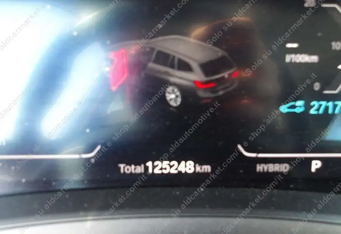 Usado BMW 320e Sport Line 204 CV (150 kW) 2022 Negro Berlina
