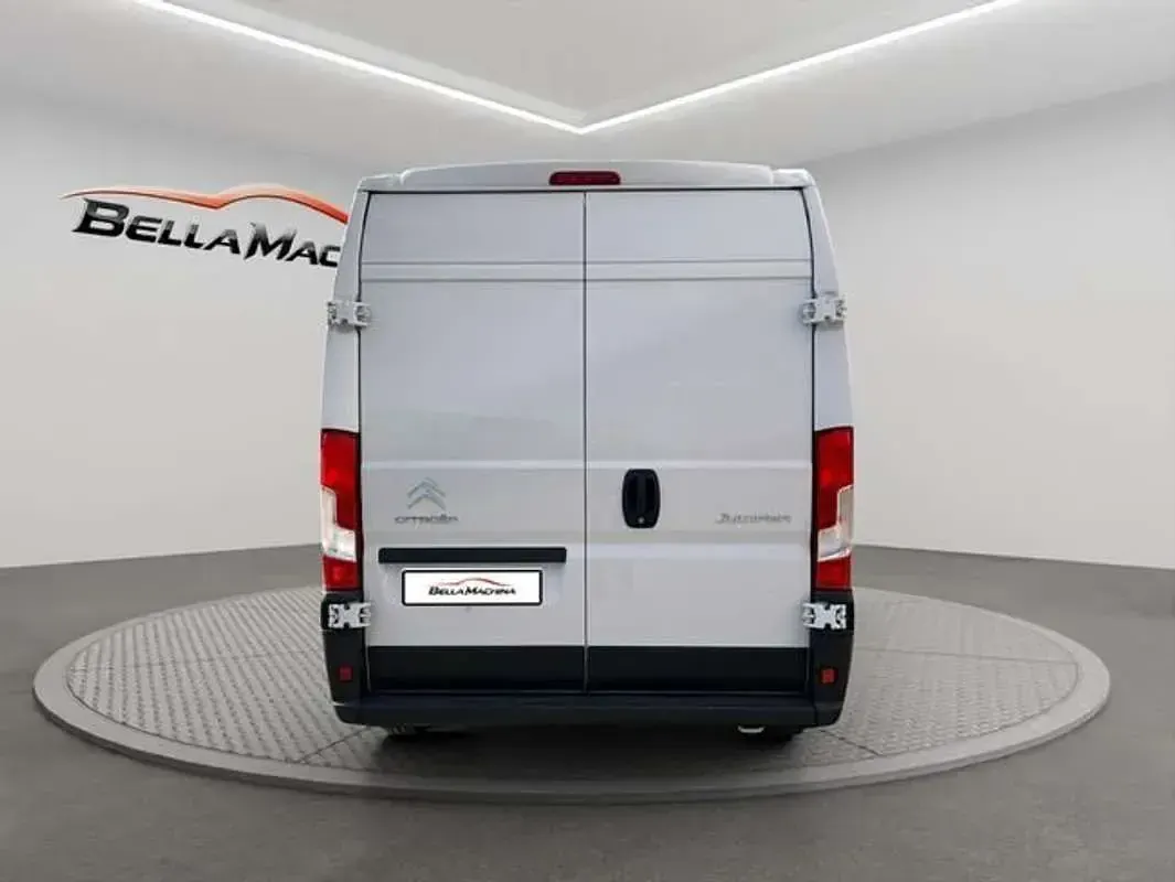 Usado Citroën Jumper 120 CV (88 kW) 2022 Blanco Monovolumen