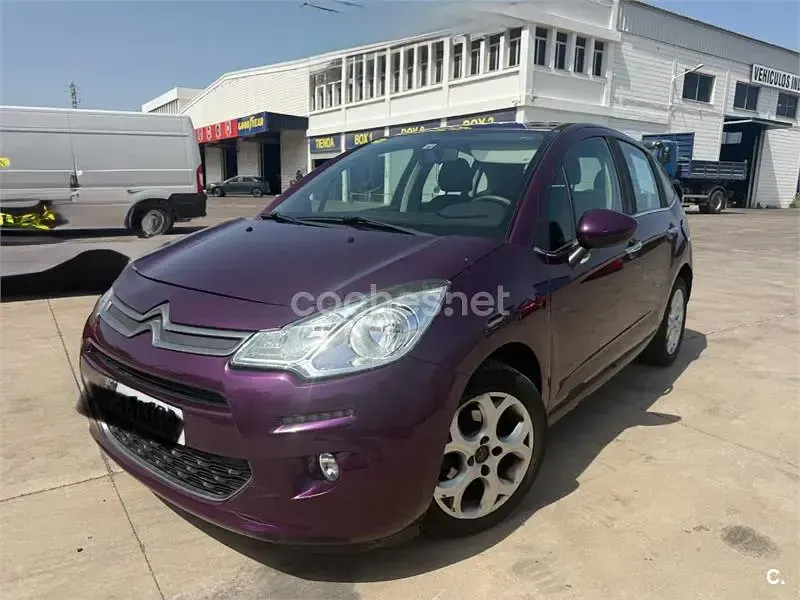 Usado Citroën C3 82 CV (60 kW) 2015 Violeta / lila Berlina