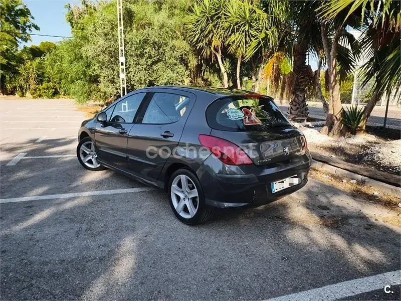 Usado Peugeot 308 Sport 136 CV (100 kW) 2007 Gris / plata Utilitario