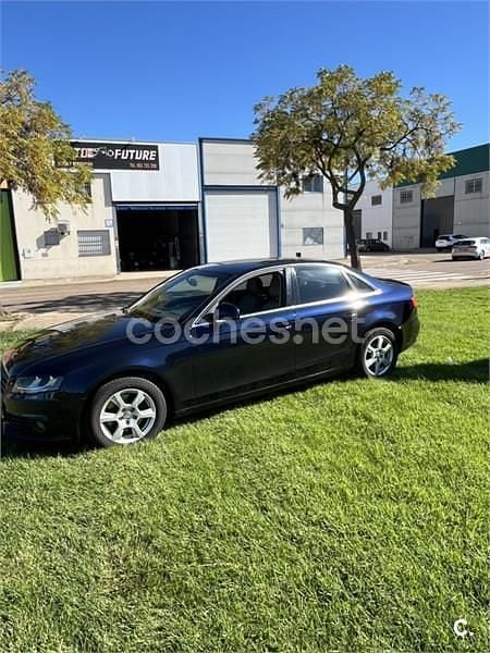 Usado Audi A4 143 CV (105 kW) 2008 Azul Berlina