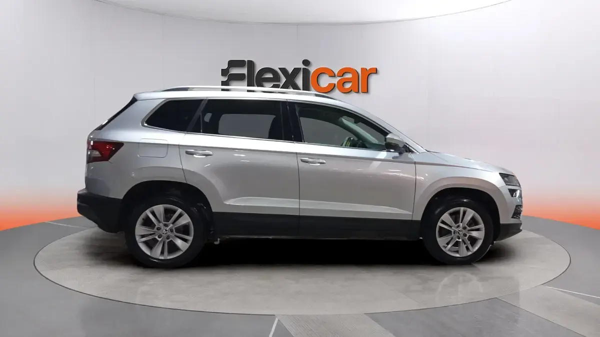 Usado Skoda Karoq Ambition 116 CV (85 kW) 2018 Gris SUV