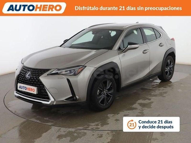 Usado Lexus UX Business Edition 184 CV (135 kW) 2022 Gris / plata SUV