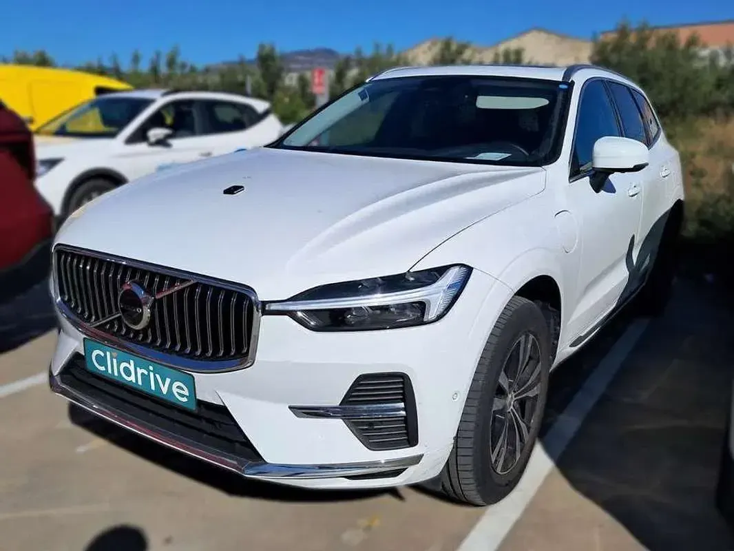 Begagnad Volvo XC60 Inscription 253 HK (186 kW) 2022 Vit SUV