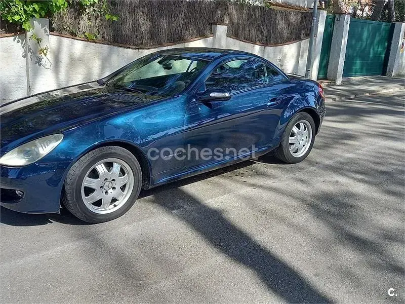 Usado Mercedes SLK200 163 CV (119 kW) 2004 Azul Descapotable