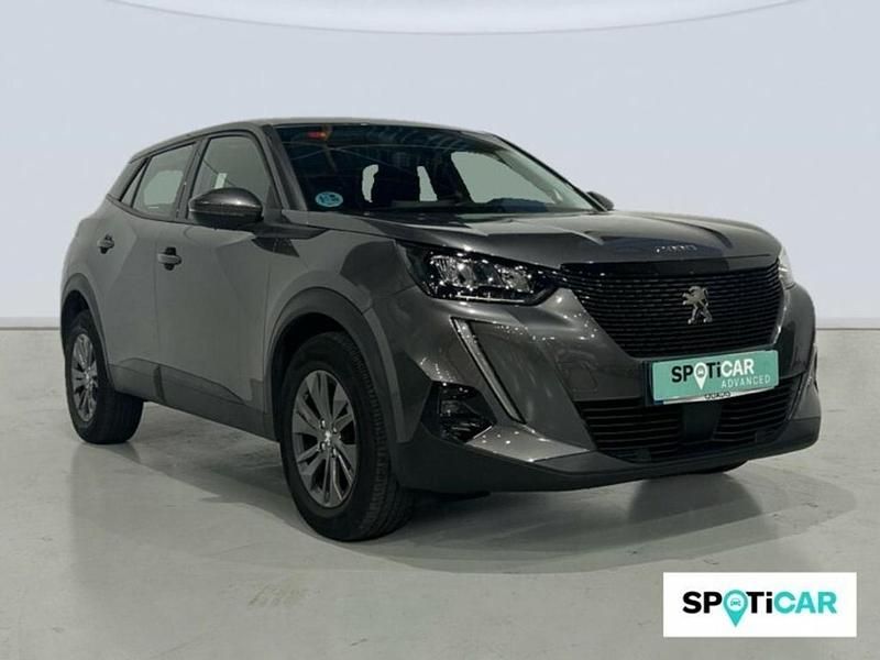 Usado Peugeot 2008 Active 100 CV (73 kW) 2020 Gris SUV