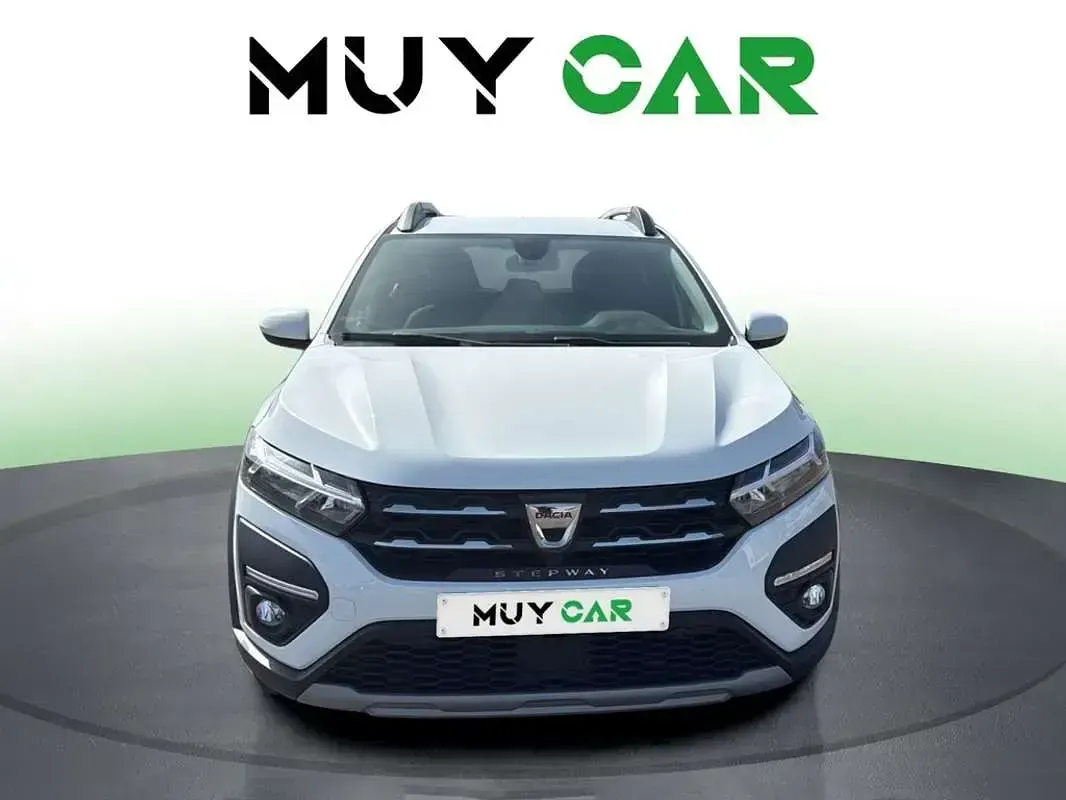 Usado Dacia Sandero Essentiel 91 CV (66 kW) 2022 Blanco Utilitario
