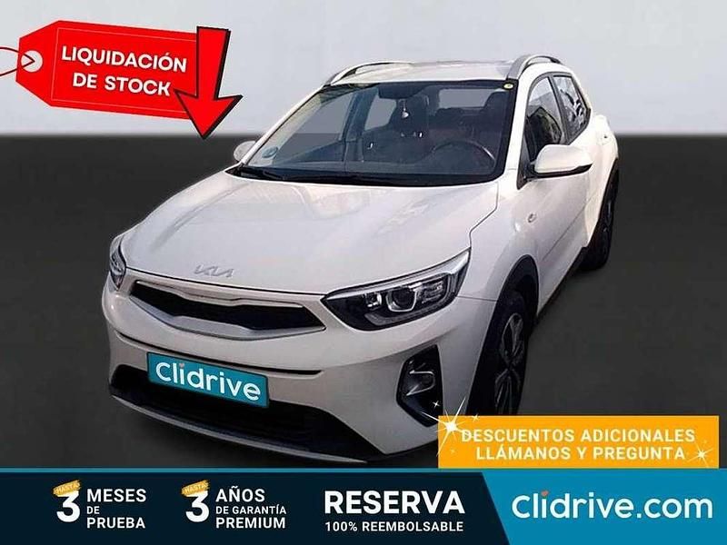 Usado Kia Stonic Plus 101 CV (74 kW) 2022 Blanco SUV