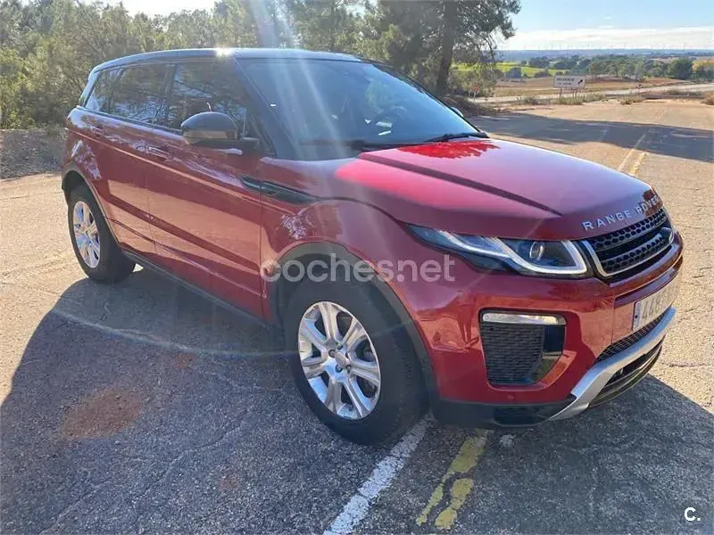 Usado Land Rover Range Rover evoque SE Dynamic 150 CV (110 kW) 2018 Granate SUV