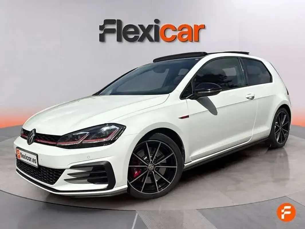 Usado VW Golf VII GTI 245 CV (180 kW) 2019 Blanco Utilitario
