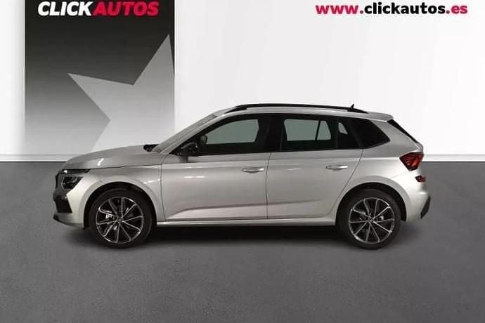 Usado Skoda Kamiq Sport 150 CV (110 kW) 2025 Plata SUV