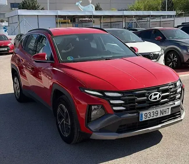 Usado Hyundai Tucson 160 CV (117 kW) 2025 Rojo SUV