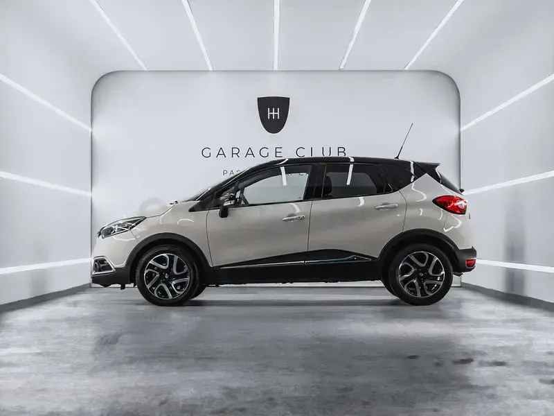 Używany Renault Captur Zen 90 KM (66 kW) 2016 Biały SUV