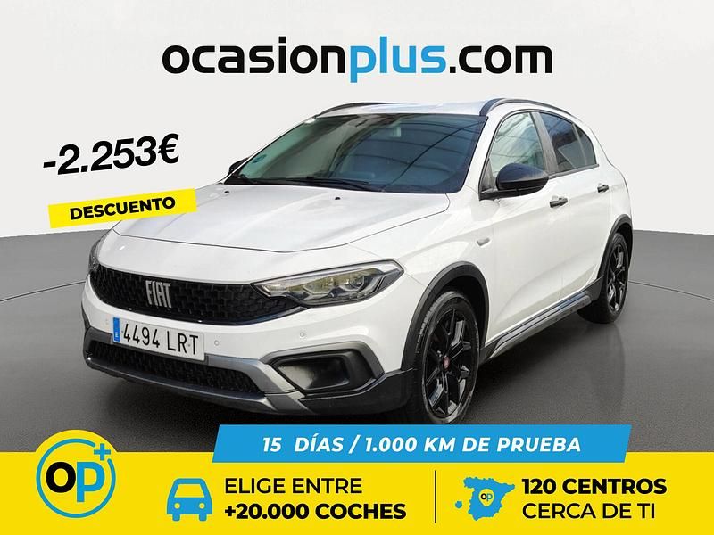 Usado Fiat Tipo Cross 101 CV (74 kW) 2021 Blanco Berlina