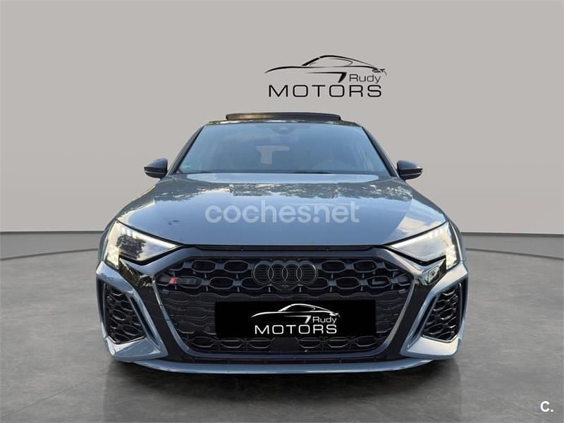 Usado Audi RS3 400 CV (294 kW) 2023 Gris / plata Berlina