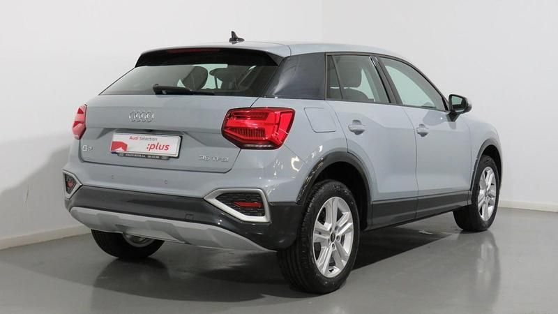 Usado Audi Q2 Advanced Plus 150 CV (110 kW) 2023 Gris flecha efecto perla SUV
