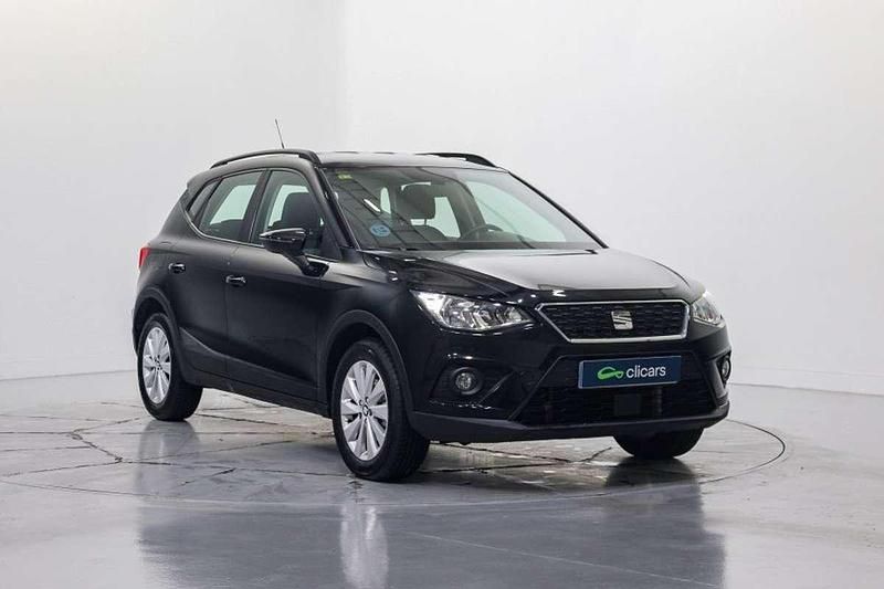 Usado Seat Arona Style 95 CV (69 kW) 2020 Negro SUV