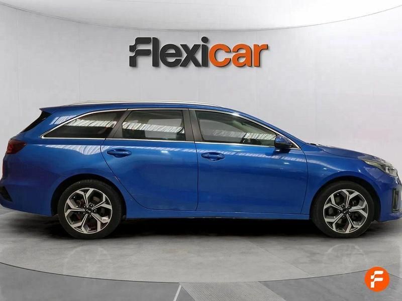 Usado Kia Ceed 141 CV (103 kW) 2021 Azul Utilitario
