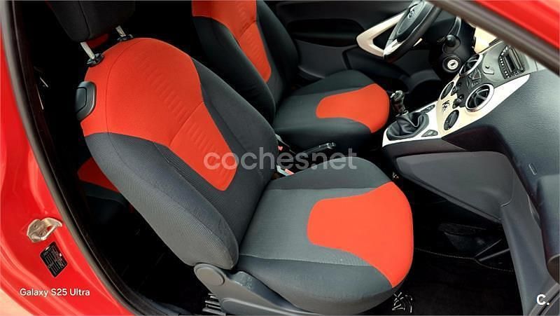 Usado Ford Ka Titanium 69 CV (50 kW) 2009 Rojo Utilitario