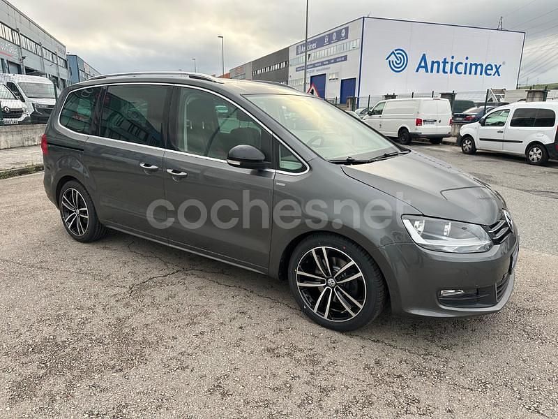 Usado VW Sharan Sport 170 CV (125 kW) 2012 Gris / plata Monovolumen
