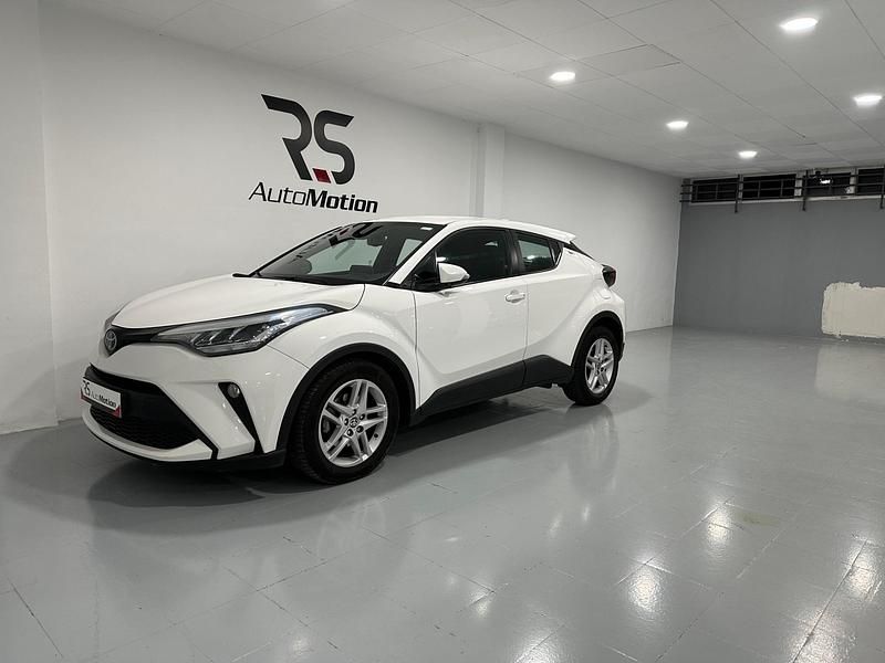 Usado Toyota C-HR Active 122 CV (89 kW) 2023 Blanco SUV