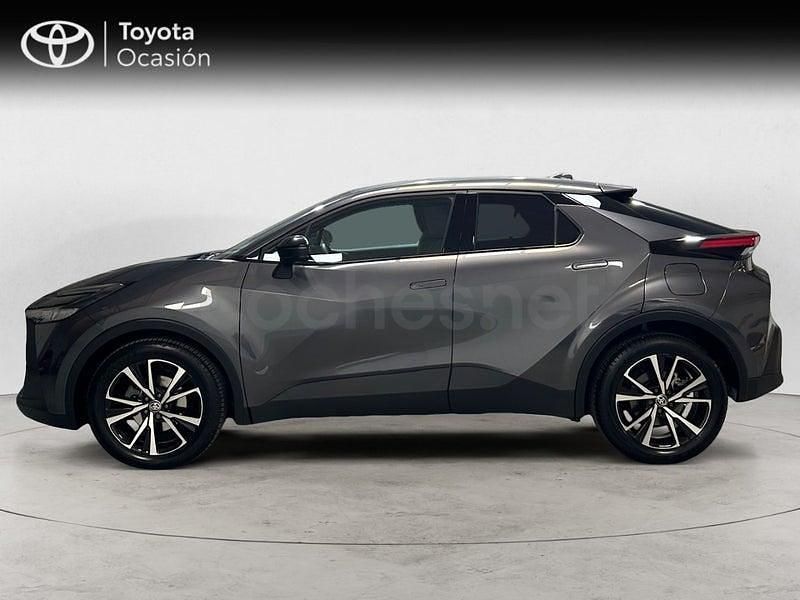 Usado Toyota C-HR Advance 140 CV (102 kW) 2025 Gris / plata SUV