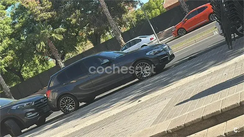 Usado BMW 120 190 CV (139 kW) 2017 Gris / plata Berlina