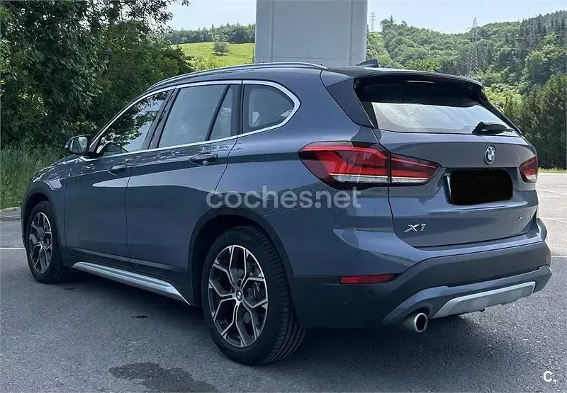 Usado BMW X1 220 CV (161 kW) 2021 Gris / plata SUV