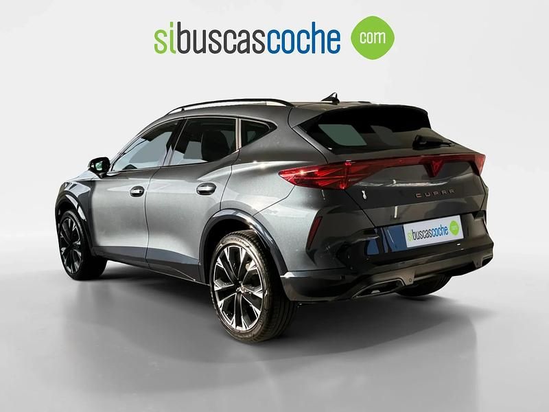 Usado Cupra Formentor 150 CV (110 kW) 2024 Gris/plata SUV